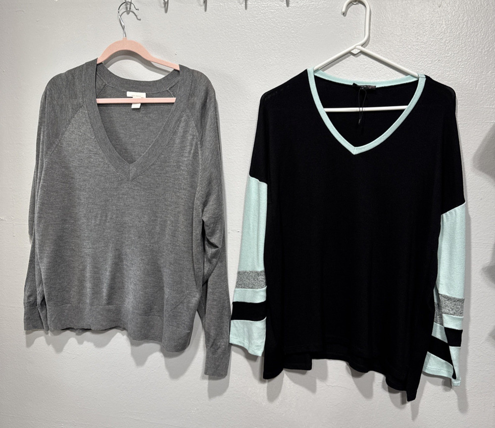 Lot of 2 Knit Tops Womens M Long Sleeve V-Neck Relaxed Fit Shirts H&M, French Ki